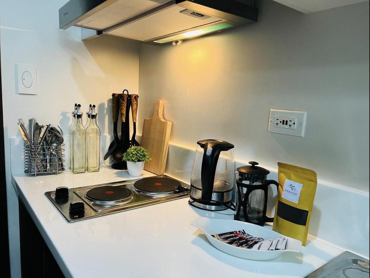 Air Residence Makati مانيلا المظهر الخارجي الصورة